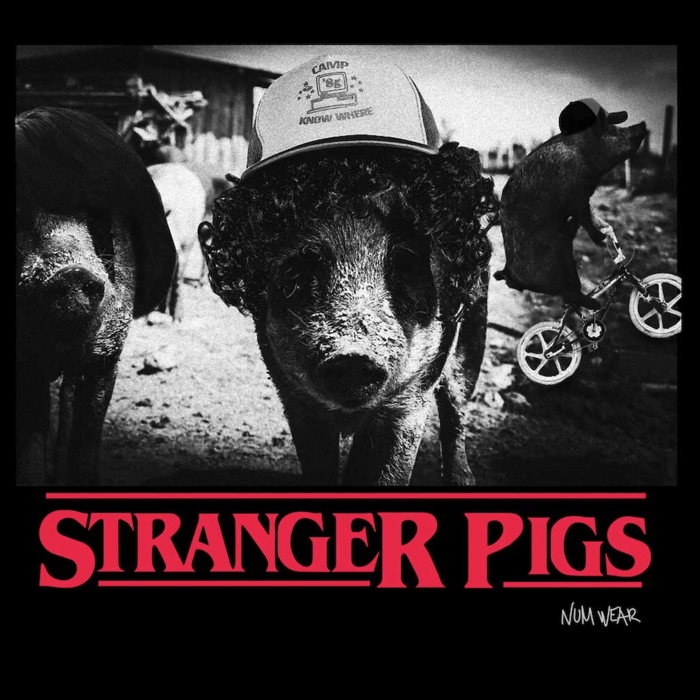 Mens NUM WEAR Stranger Pigs T-Shirt BLACK 22MSSCA080AB